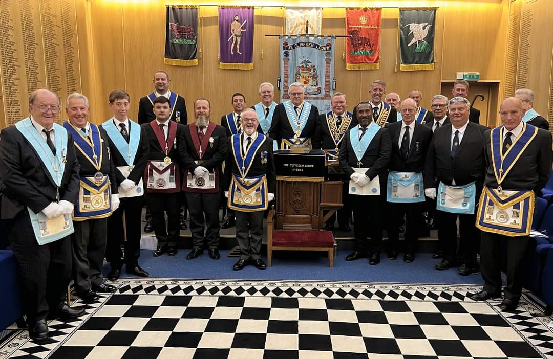 Cliveden7944's tweet photo. Great installation meeting last night. Phil being installed as our Master after over 12 years as our Treasurer. https://t.co/fs56JSZstS