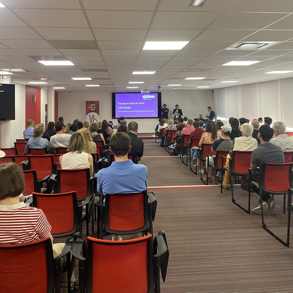 La première journée des Connexion Days se clôture par une conférence inspirante : 
Stress, anxiété, peur et s’ils devenaient vos alliés au quotidien ? 

Animé par Arnaud Ardoin, Germain Simon et Albin Hamard de Kalee.