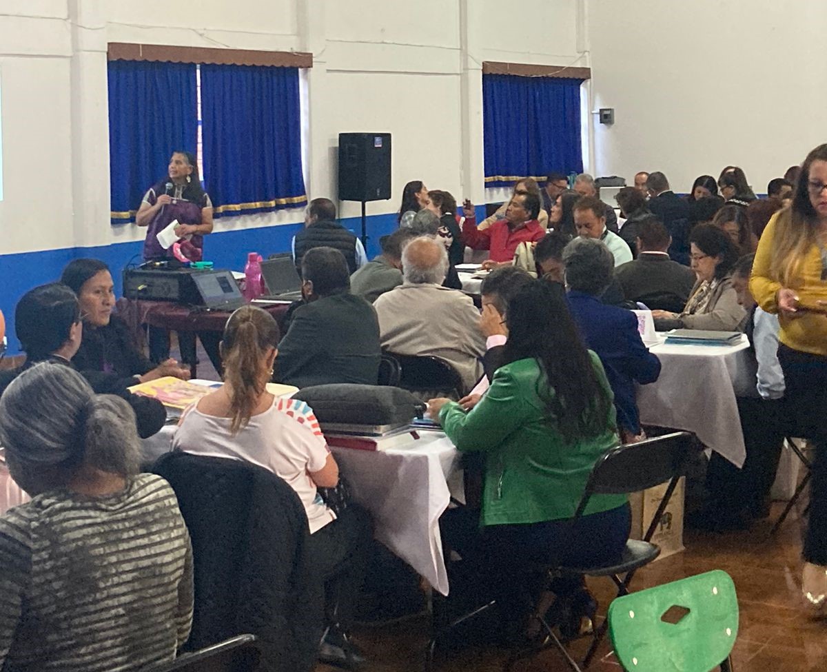 ma_pureza's tweet photo. En productiva reunión con supervisores escolares de educación primaria, reconocemos los avances en la implementación de la #ECIG y valoramos cómo fortalecerla para lograr relaciones de igualdad.
@geramonro05
@TinocoGRogelio
@RebecaSaldaa13
@lixrochin1
@RossallbaRomo
@Mtralulusanz https://t.co/cLHDpyjxXb