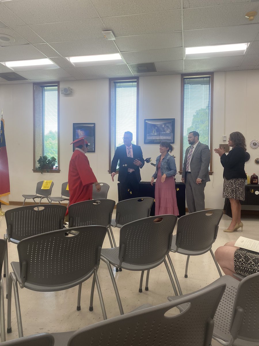 Dr. Robin Finberg tweet media