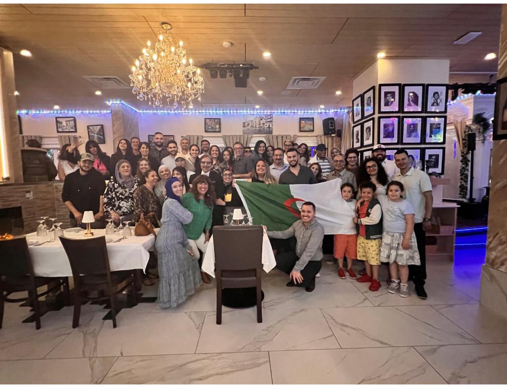 ambassadeott's tweet photo. C'est dans une atmosphère festive et conviviale, marquée par la joie des retrouvailles, que les membres de la communauté algérienne🇩🇿 établie à #Vancouver ont accueilli l'Ambassadeur Noureddine Bardad-daidj, à quelques jours de la mission de proximité consulaire. https://t.co/lsYW9OzZ8W