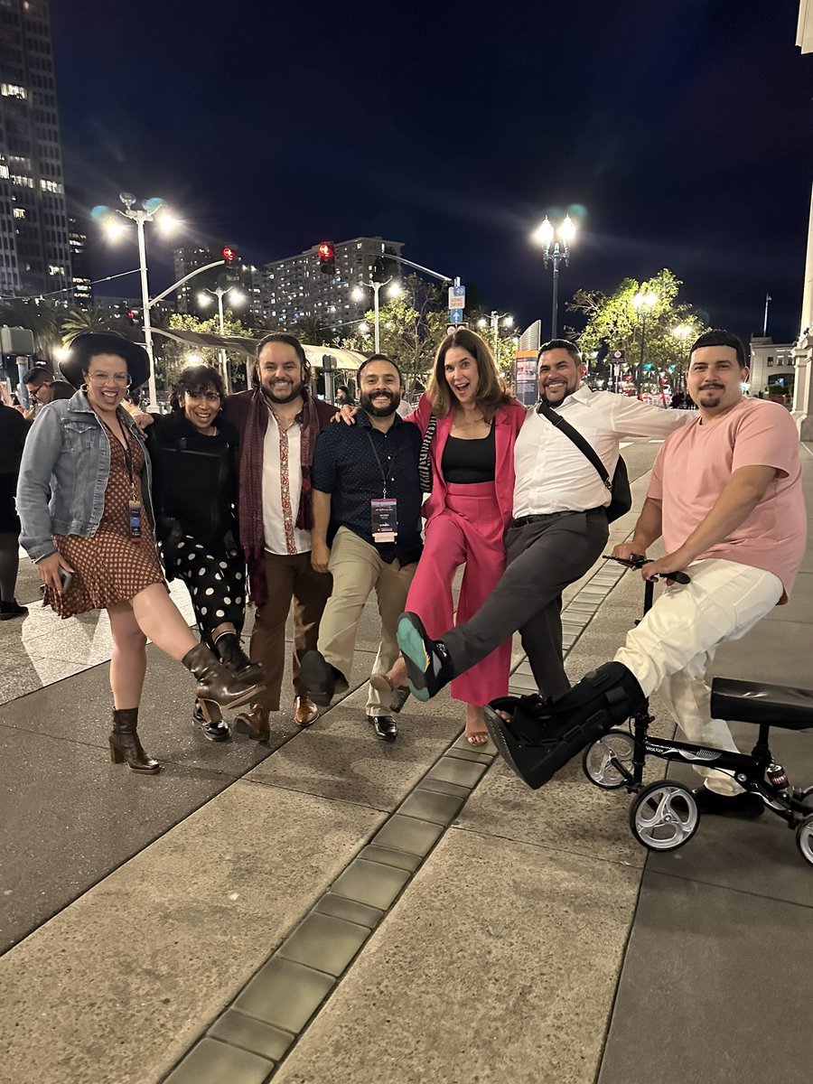 LuisHRoman11's tweet photo. Thank you @BeHIPGive for organizing such a transformative conference, for allowing us us to be vulnerable, to reset, strategize, and continue to build community.
Onward.
#HIPConference https://t.co/lqX9Zly6ml