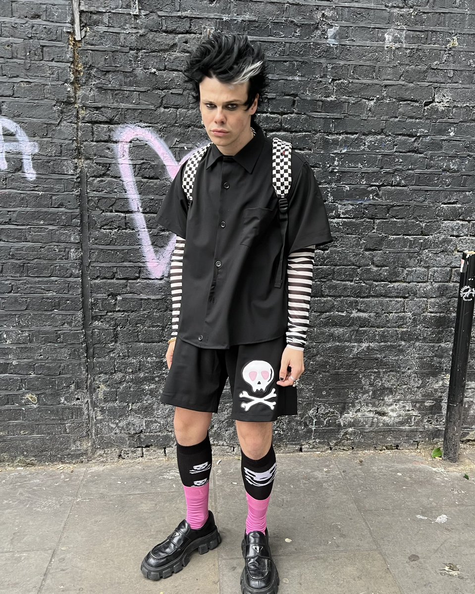 YUNGBLUD tweet media