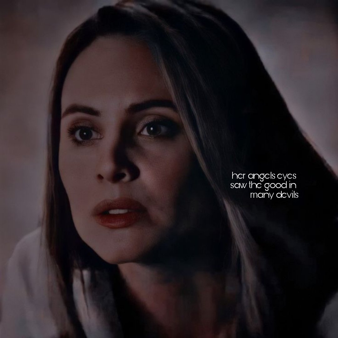 𝓒𝘼𝙈𝙄𝙇𝙇𝙀 𝙊' 𝓒𝙊𝙉𝙉𝙀𝙇𝙇
                   𓆩♡𓆪
 “  yoυ   are    тнe   arcнιтecт   oғ   
     yoυr     own    нappιneѕѕ.”

                 special psychologist ;
                 victim ; #MVRP
                  the brave Bartender