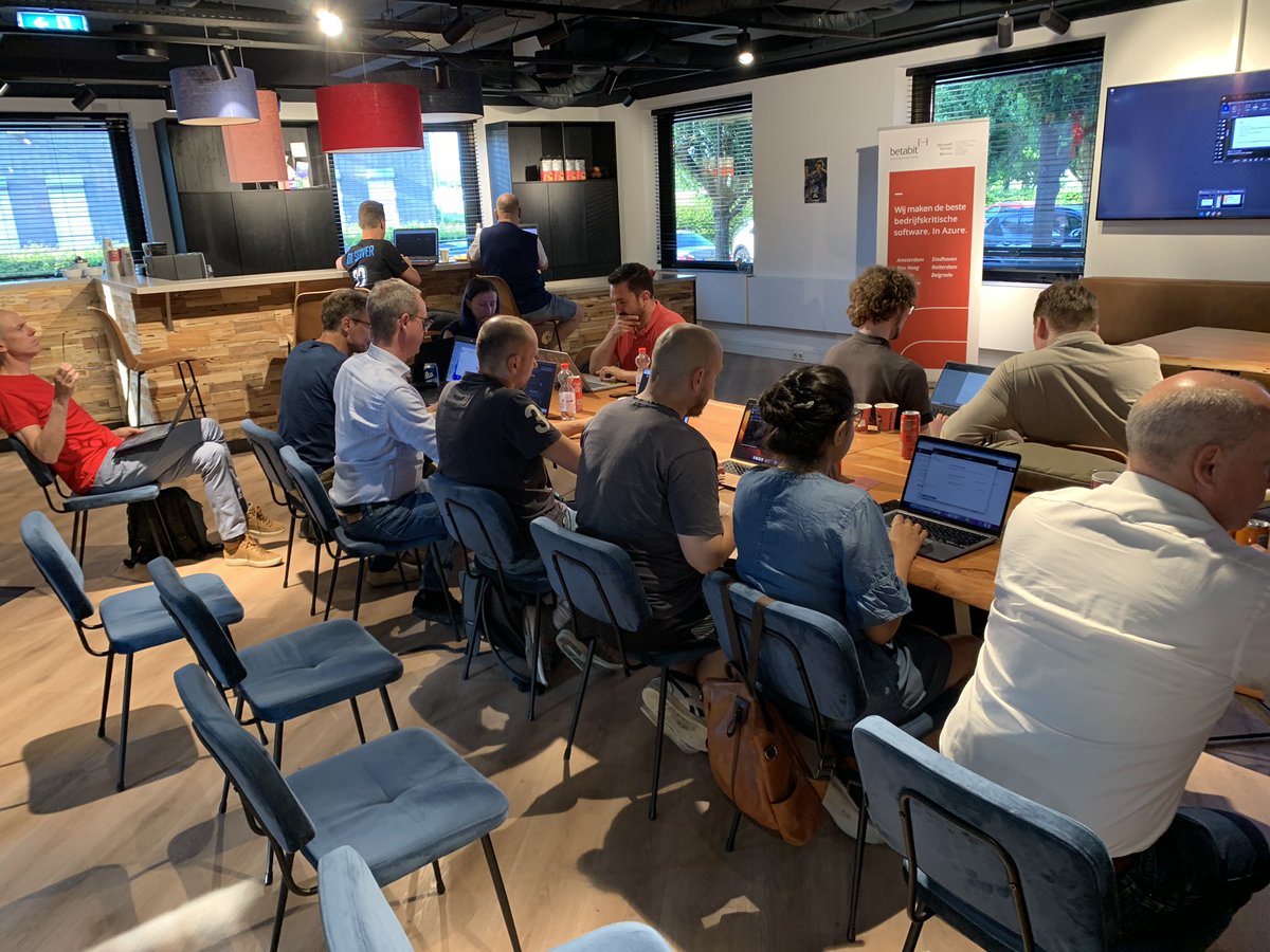 Dutch Azure Meetup tweet media