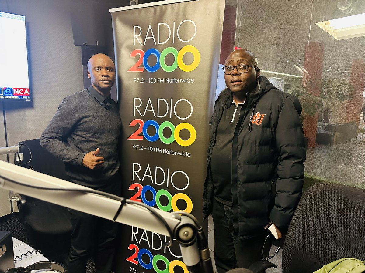 Once weekly, you’ll get to hear more about health-related topics by our Physiotherapist Nhlanhla Ndlovu on Radio 2000. #UJAllTheWay #OrangeArmy #Radio #HealthTalk