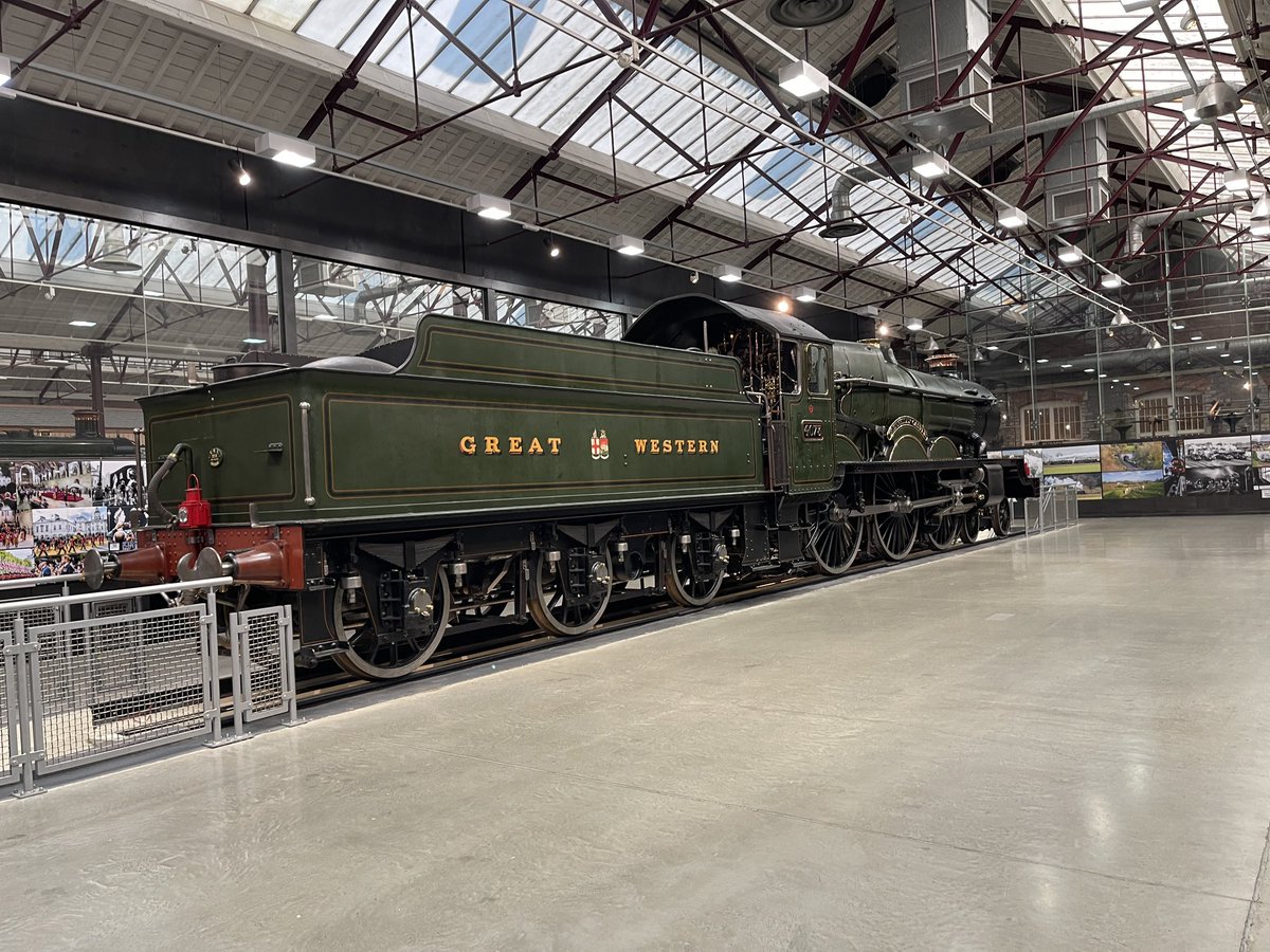 Gill Donnell MBE tweet media