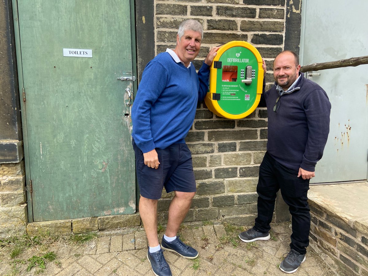 Community Foundation for Calderdale (@calderdalefound) on Twitter photo Everyone who took part in the Community CPR Day today leant how to do CPR and use a #Defibrillator <a href="/PIB_Insurance/">PIB Insurance Brokers</a> <a href="/FlatStan1stAid/">Simon Ferris</a> Everyone who took part in the Community CPR Day today leant how to do CPR and use a #Defibrillator <a href="/PIB_Insurance/">PIB Insurance Brokers</a> <a href="/FlatStan1stAid/">Simon Ferris</a>