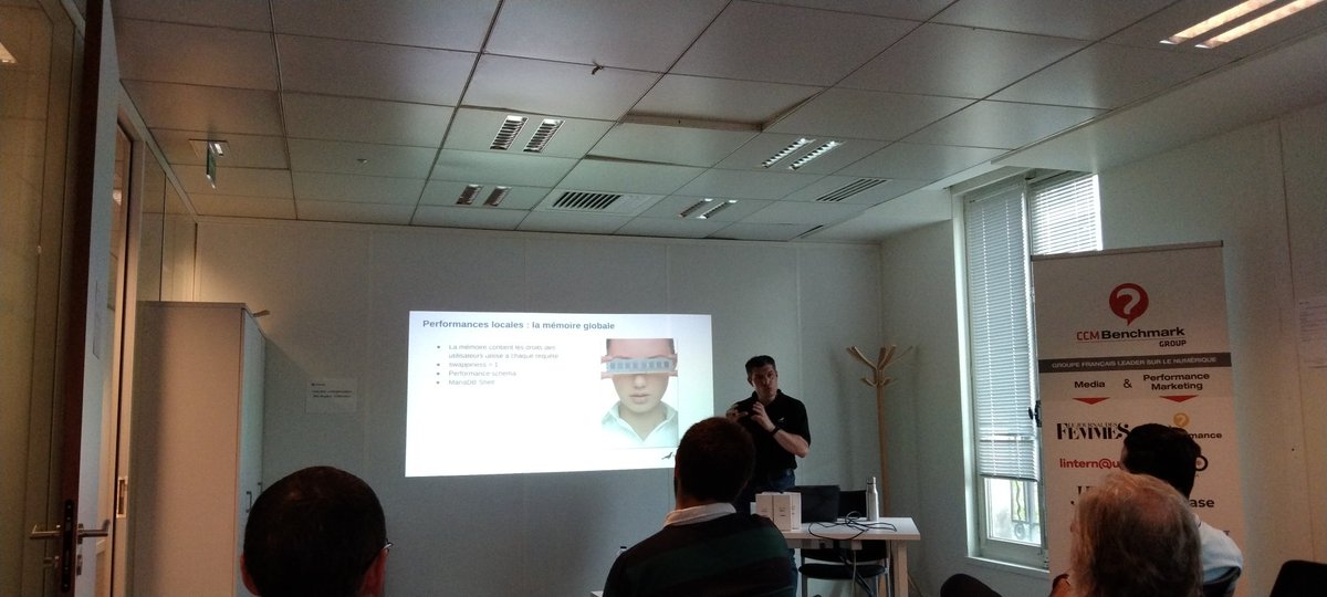 hellosct1's tweet image. Au meetup @LeMug_fr @GiraudSebastie3 parle de performance avec @mariadb #mariadb