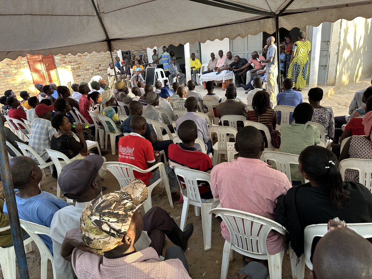 Dicksons C Kateshumbwa (@kateshd) on Twitter photo I officially opened a coffee hulling and milling small scale factory in Kihunda Parish. They have listened to advice….start value addition even at small level, they fetch better prices and also utilize the husks for manure. Request now is for affordable fertilizers <a href="/GovUganda/">Government of Uganda</a> I officially opened a coffee hulling and milling small scale factory in Kihunda Parish. They have listened to advice….start value addition even at small level, they fetch better prices and also utilize the husks for manure. Request now is for affordable fertilizers <a href="/GovUganda/">Government of Uganda</a>