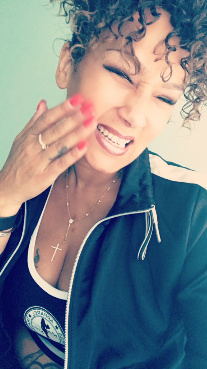 1025KSFM's tweet photo. Soooo much is going on, from Chrisean Rock & Blue Face jail drama, to @SHAQ’s new love?!, to #Concerts in the Park being back & @ToryLanez looking at 13 years!?🥵
We’re celebrating #50YearsOfHipHop all year long with @Toshamakia in the #SacThrowBackLunchHour on @1025KSFM 🎶 https://t.co/SRKComjtul
