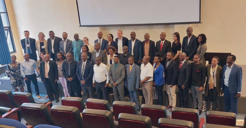 PARIS21 (@contactparis21) on Twitter photo 💡Enhancing the #leadership skills of leaders of #NSOs is key to facing emerging data needs & building trust among citizens.
PARIS21, <a href="/statafric/">African Union Institute for Statistics - STATAFRIC</a>, and <a href="/statisticsRW/">National Institute of Statistics of Rwanda</a> have organized a regional statistical leadership training focusing on statistics development areas. 💡Enhancing the #leadership skills of leaders of #NSOs is key to facing emerging data needs & building trust among citizens.
PARIS21, <a href="/statafric/">African Union Institute for Statistics - STATAFRIC</a>, and <a href="/statisticsRW/">National Institute of Statistics of Rwanda</a> have organized a regional statistical leadership training focusing on statistics development areas.