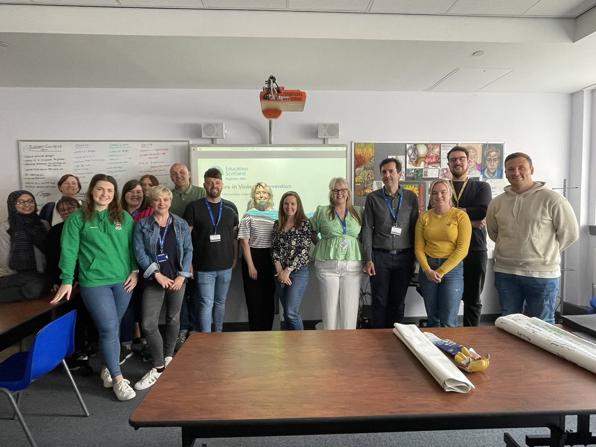 Another great day with @Farfirloon in @AngusCouncil training colleagues from @montrose_acad @aware30 @AngusASN, Social Work, Vibrant Communities, @PSOSTayside and from Aberdeenshire @aboyneacad, amazing and insightful discussions, well done team! 👏🏽 #mvpscotland #endgbv