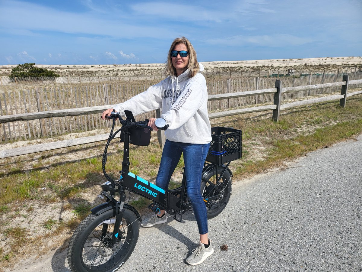lectricebikes's tweet photo. Raise your hand if you love long eBike rides at the beach 🙋♀️😊
📸: Cindy F.📍: Assateague, MD
•••
#lectricebikes #exploremd #electricbikes https://t.co/YFLEzrKcfT