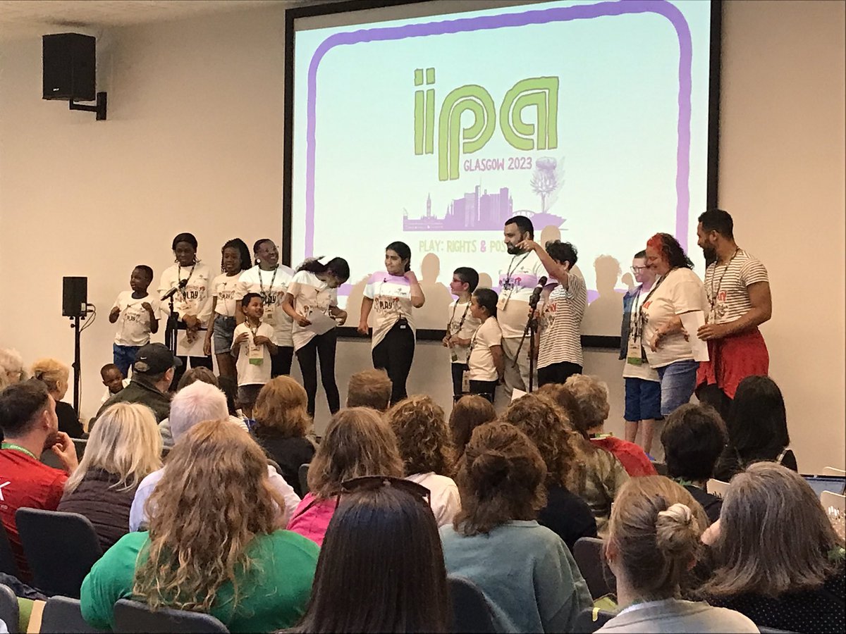Our fabulous children & families ROCKING the @IPAGlasgow2023 this morning! The power of play, human connection & creativity improves our lives. It does ‘take a village’ & I’m honoured to be part of this one @LicketyTweet #Storyplay #ChildrensRights #Scotland