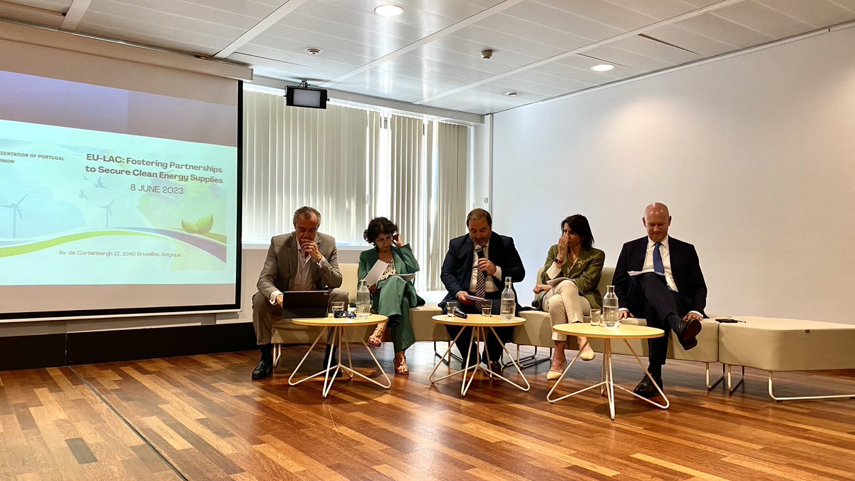 Today we hosted the Conference “EU-LAC: Fostering Partnerships to Secure Clean Energy Supplies” at <a href="/RPPortugalUE/">Portugal na UE 🇵🇹🇪🇺</a>. This event comes at a time when the EU is reshaping and deepening its relations with the LAC region and in the run-up to the bilateral EU-CELAC Summit next month.