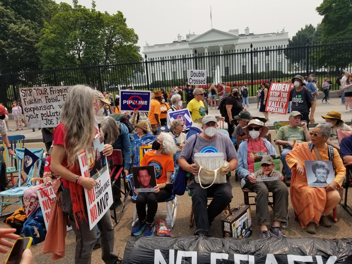 billmckibben's tweet photo. Hey, @ThirdActOrg outside the House! 
Joining the youth and frontlines who are leading the fight to #StopMVP 
Best way to spend the dirtiest air day ever measured in DC! https://t.co/XjIj2E86jL