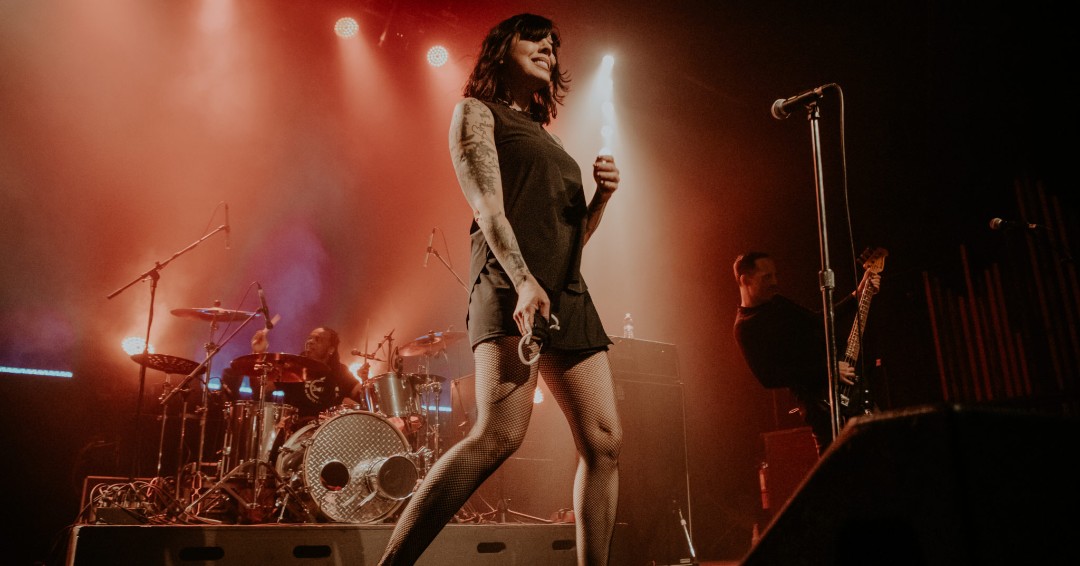 RickshawTheatre's tweet photo. Catch Canadian rock icon @bifnaked in action on June 29th as she celebrates the 25th anniversary of 'I Bificus' and films for her upcoming documentary with guests @thepackad and @CheAimee! 🎶🔥

TIX: https://t.co/hJ3WvlnSLW
RSVP: https://t.co/BUldJpjjev

📸: @KelliRP https://t.co/sebIilbOnn