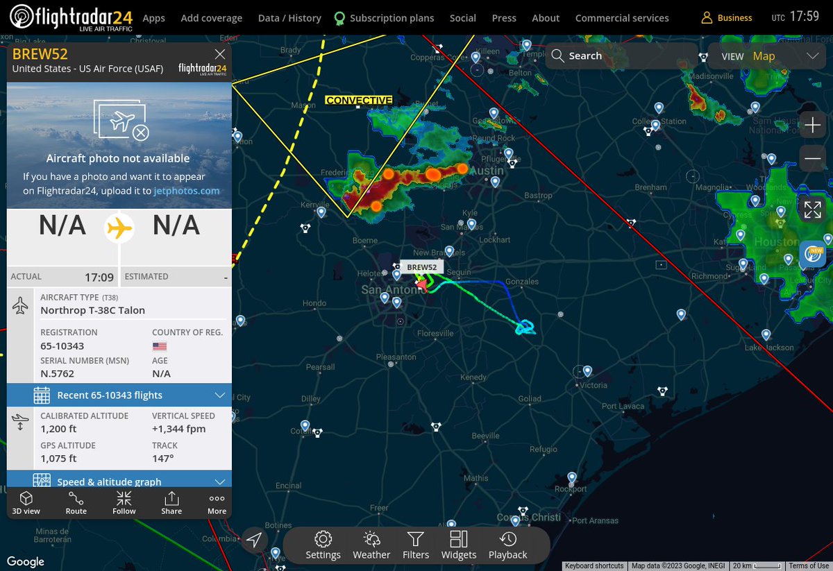 MULTI FR24 CIRCLING ALERT : At time Thu Jun  8 18:55:40 2023 #BREW52 was likely to be circling at FL26 1nm from DHK Randolph_TACAN_US
 near 198, Young West, Universal City, Bexar County, Tex #AvGeek #ADSB flightradar24.com/BREW52/30a2361d