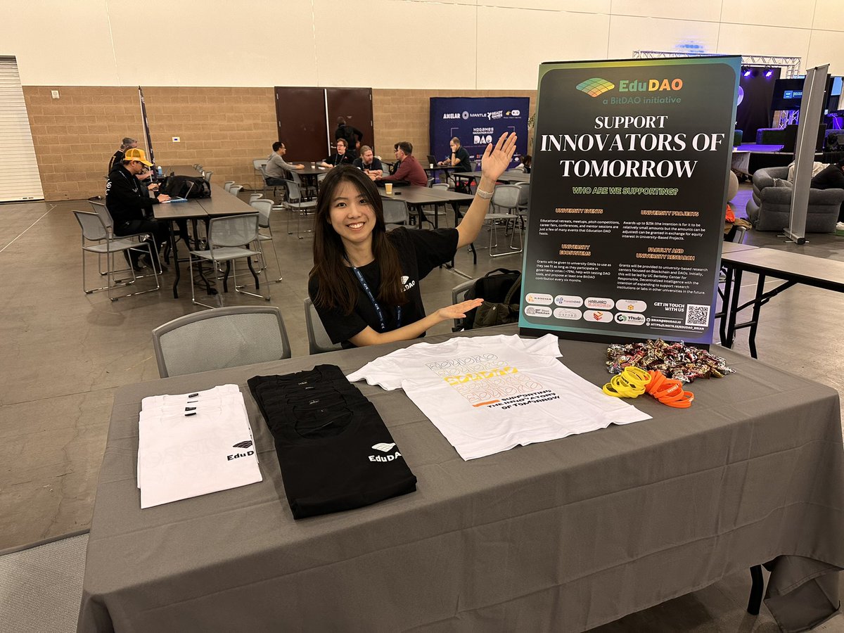 Come by EduDAO table at 3xp!
Happening now (and tomorrow!)

#3XP #3xpgg #gaming #LosAngeles 
<a href="/Edu_DAO/">EduDAO</a> <a href="/3XPgg/">3XP</a> <a href="/_HerDAO/">H.E.R. DAO (Mainnet Arc)</a>