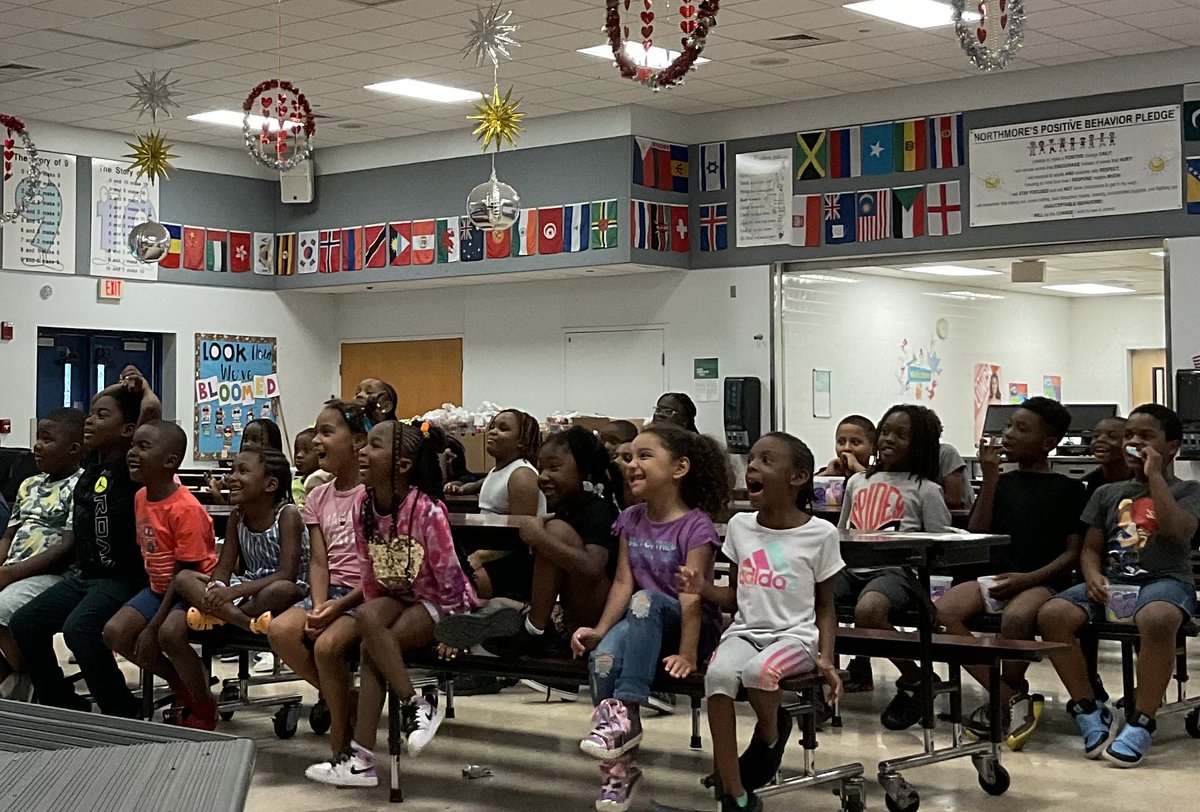 NES_Afterschool's tweet photo. Yesterday Panther campers had a visit from magician Jamie Porter😍There was no magic used on the faces of these campers, just pure excitement and joy!  @NorthmoreElem @CPedraza_AP @ExtLrngSDPBC https://t.co/eqCb458RqD