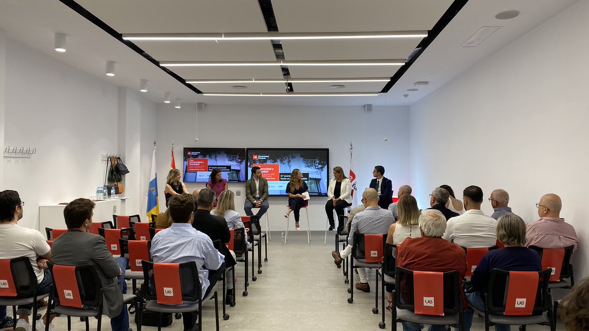 UECanarias tweet media