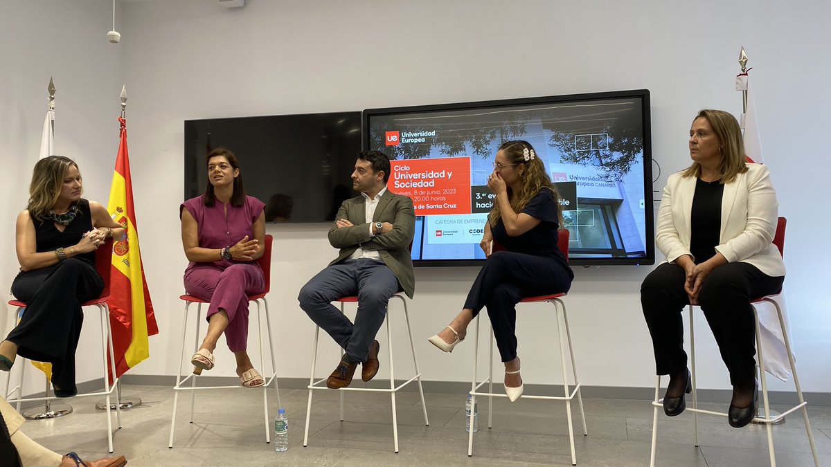 UECanarias tweet media