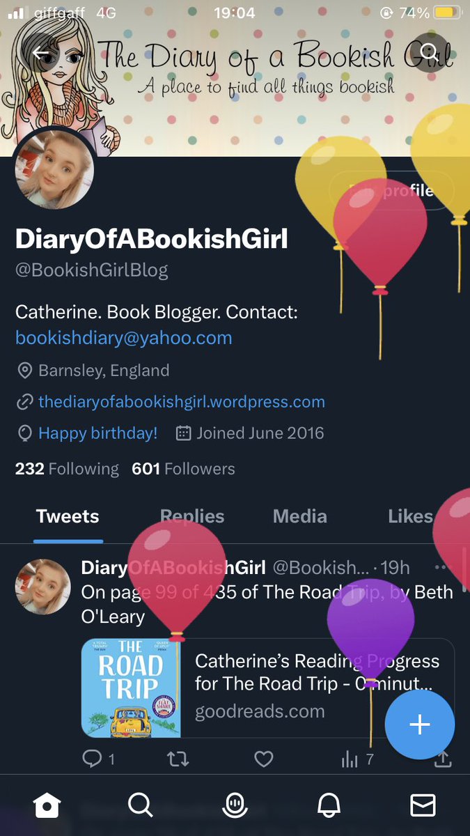 BookishGirlBlog's tweet image. It’s balloon day! 🎈