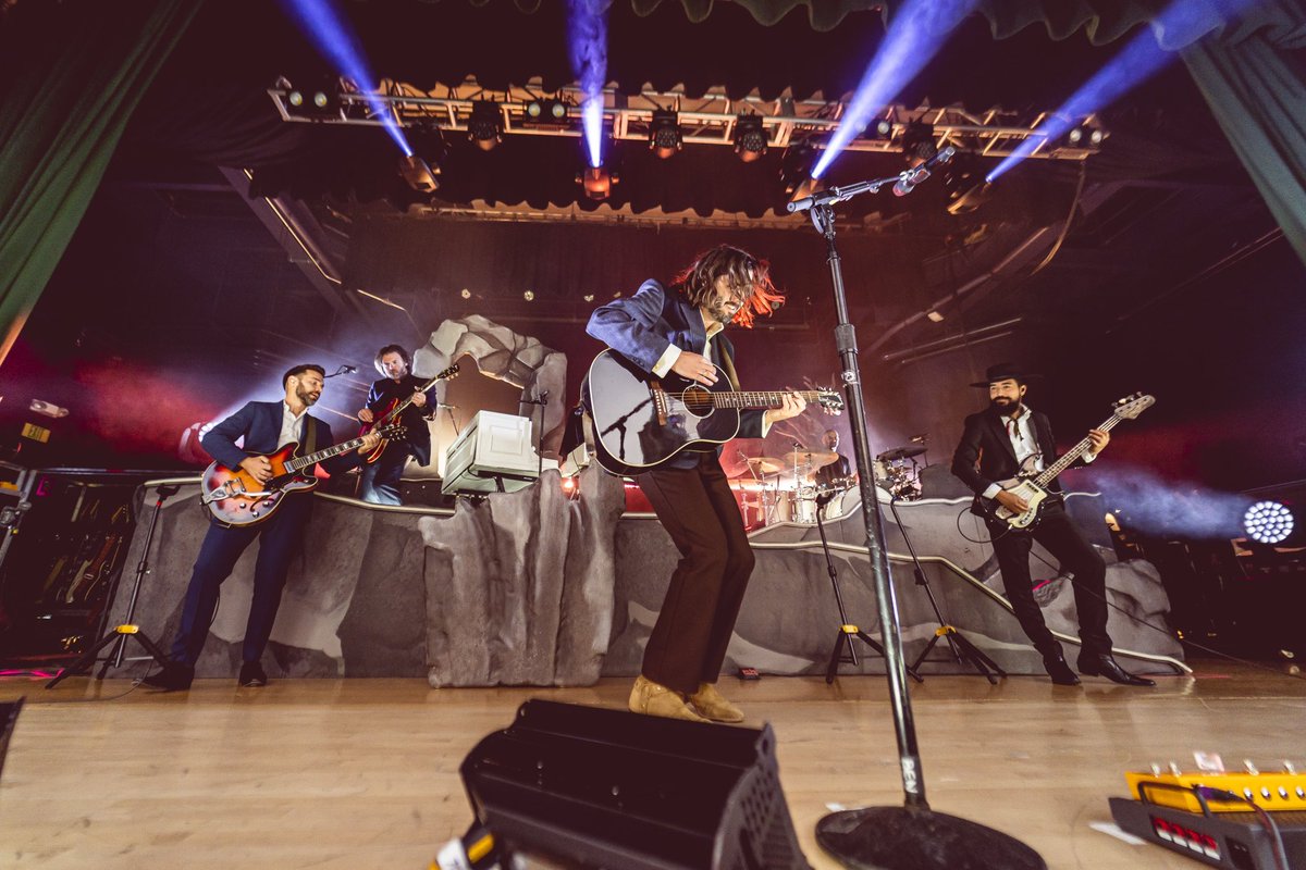 SLCTwilight's tweet image. Still thinking about that incredible performance from Lord Huron last week! 😍 We will see you tomorrow night for Death Cab for Cutie! Gates open at 6pm. 

📸IG: @migpxl + @samshotwhat + @ashton_not_high