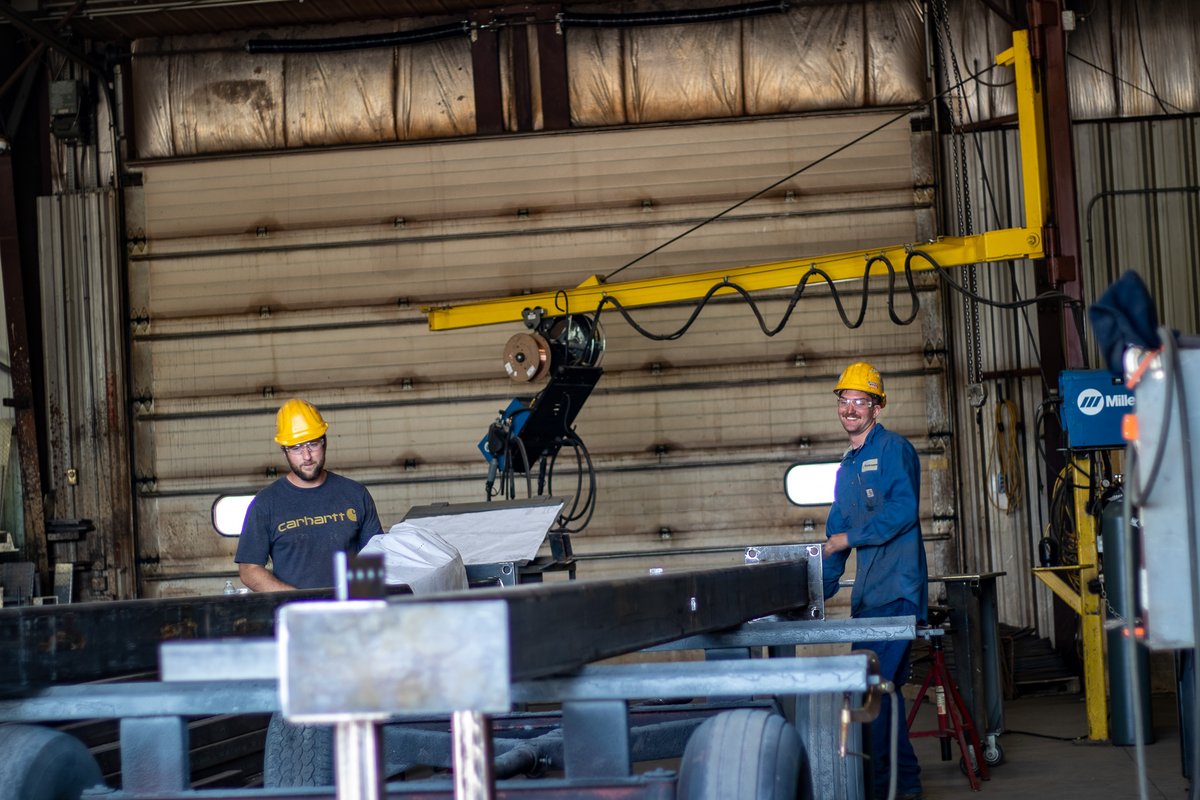 Performance_Fab's tweet image. 🏗️Performance Fab - where passion meets precision! 
In our fab shop, we believe in creating an environment that fosters both skill and enjoying what you do. 

#performancefab #structuralsteel #metalbuilding #buildingpackage #structuralwelder #wisconsinwelder