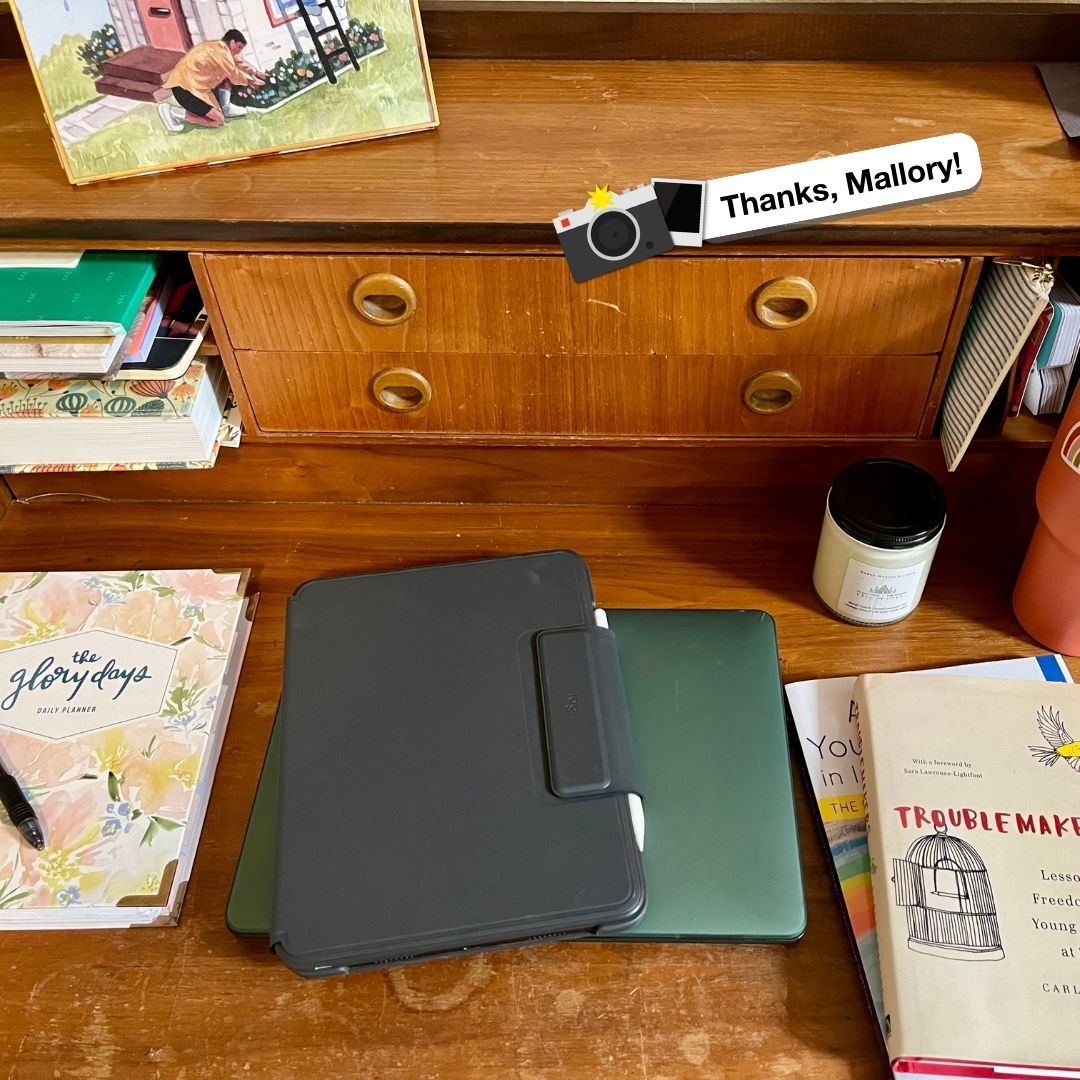 "I love setting up an organized and calm study space. Sometimes I’ll put a candle on the candle warmer and listen to music to help me switch gears from the rest of my day and get my mind in the right headspace," - Mallory, #CUOnlineBrandAmbassador

What are your study essentials?