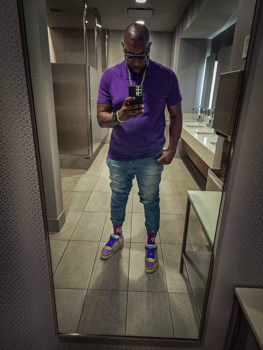 Gray Beard Bandit tweet media