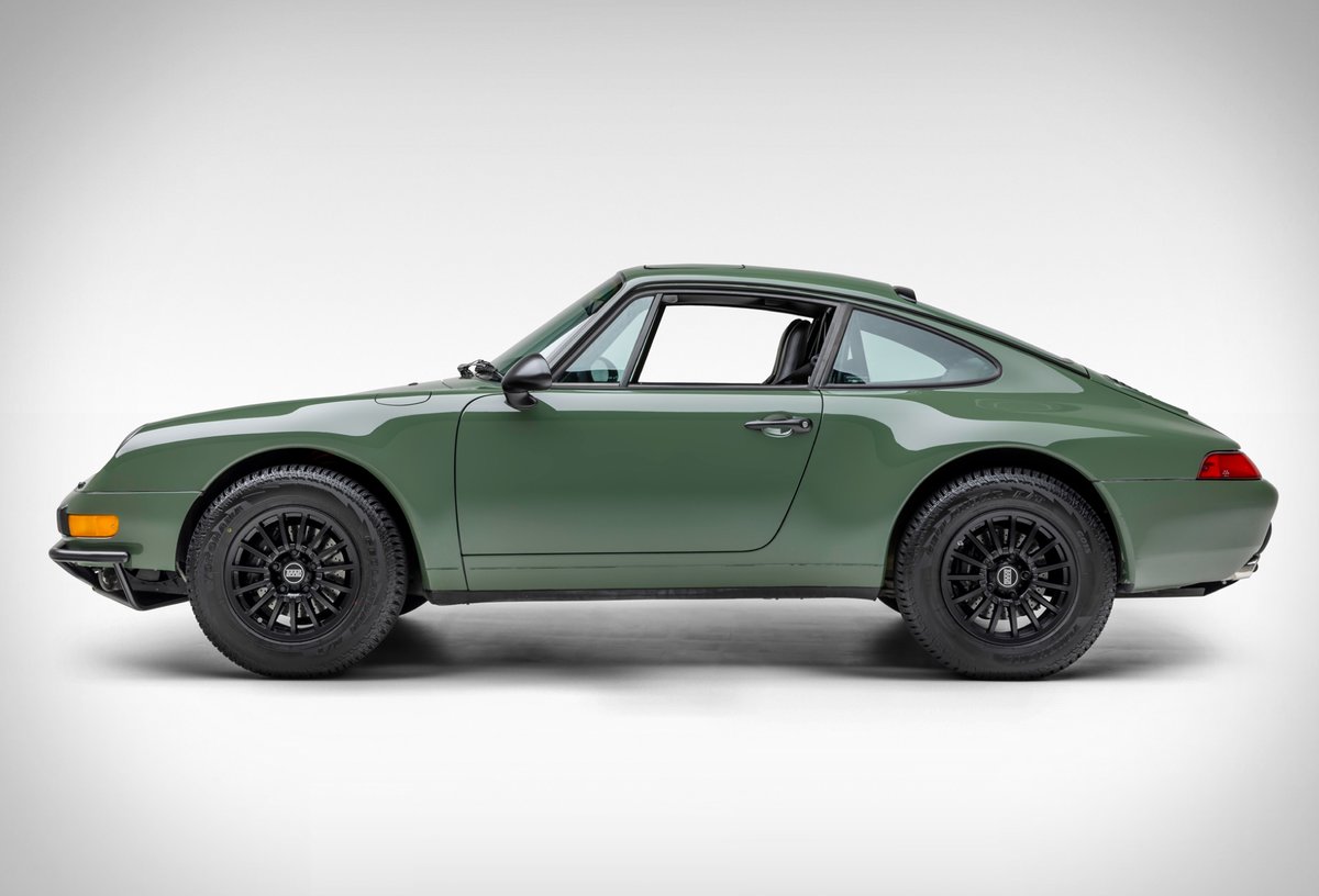 #1997 Porsche 911 Safari