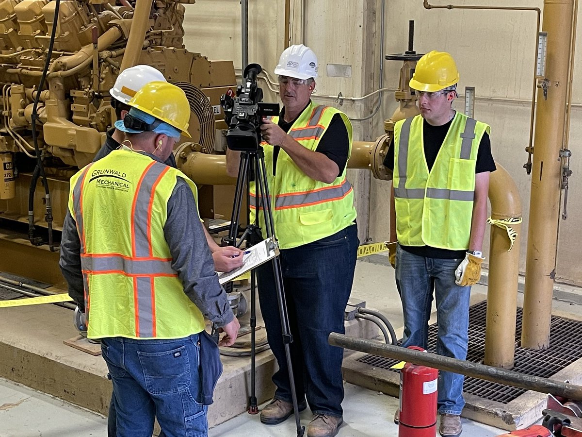 Our media production team is #onsite in Omaha this week working on a #customproduction project for a client who provides #sustainableenergysolutions. Is custom production a potential solution for your company/organization? Find out here: tinyurl.com/4wdweyct
#safetytraining