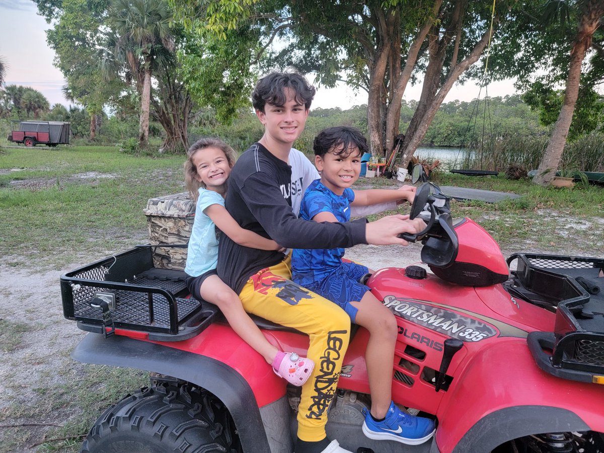 Love these three ❤️ #familytime