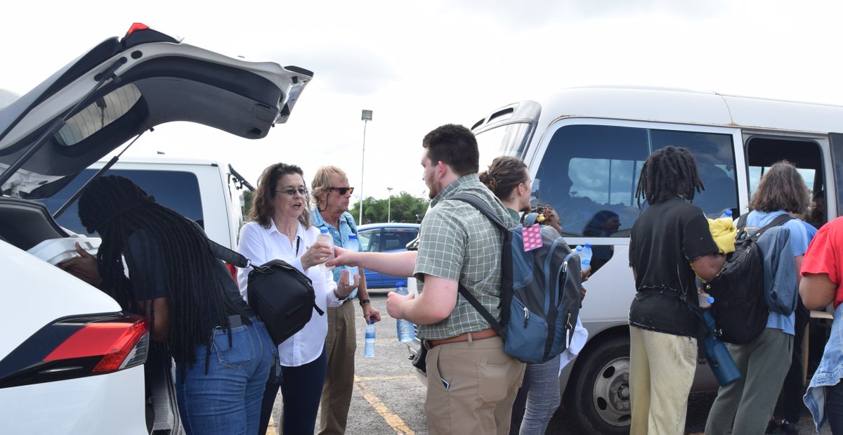 peacecorpguyana's tweet photo. Tired, but ready to serve. 💪
#Guy34 continues #PeaceCorps' service commitments in partnership with Guyana’s Government.
https://t.co/cYzNYxnx3o
#Service #Partnership 🇬🇾 https://t.co/22ZbVlUa7C