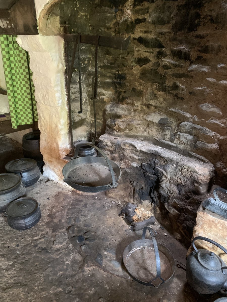jen_gossman's tweet photo. Really enjoyed my tour of the #cultrafolkmuseum the beautiful #oldhouses and #collectiond and #museumobjects really bring it too life and the #demonstrations are lovely https://t.co/yVuMOGUAqH