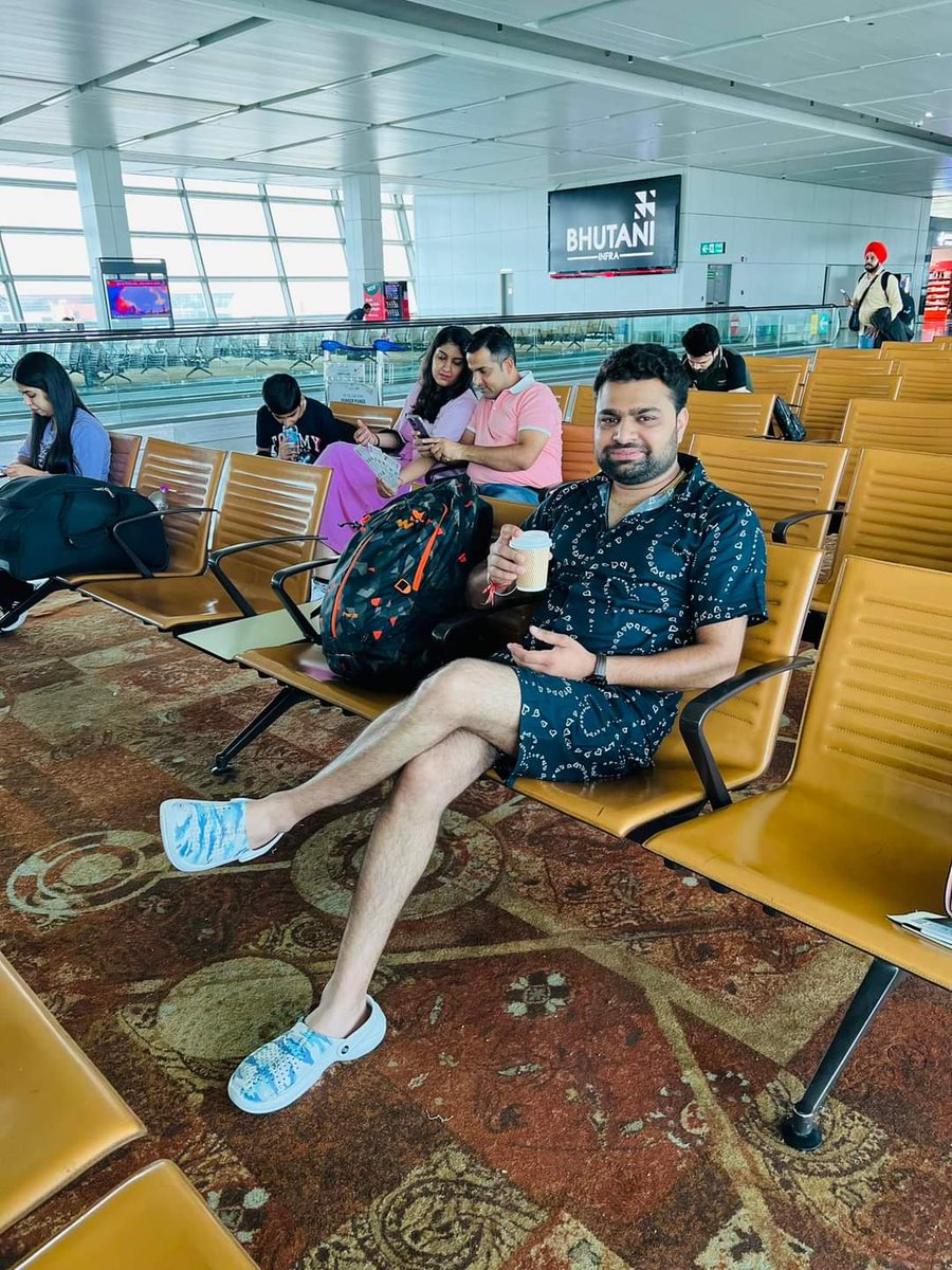 Gouravpadla's tweet photo. #Gourav_mittal_padla #Sonu_mittal #Padla #Sonu_gourav_mittal #Gourav_mittal_padla #wife #mittal_family https://t.co/58IuLp78rs