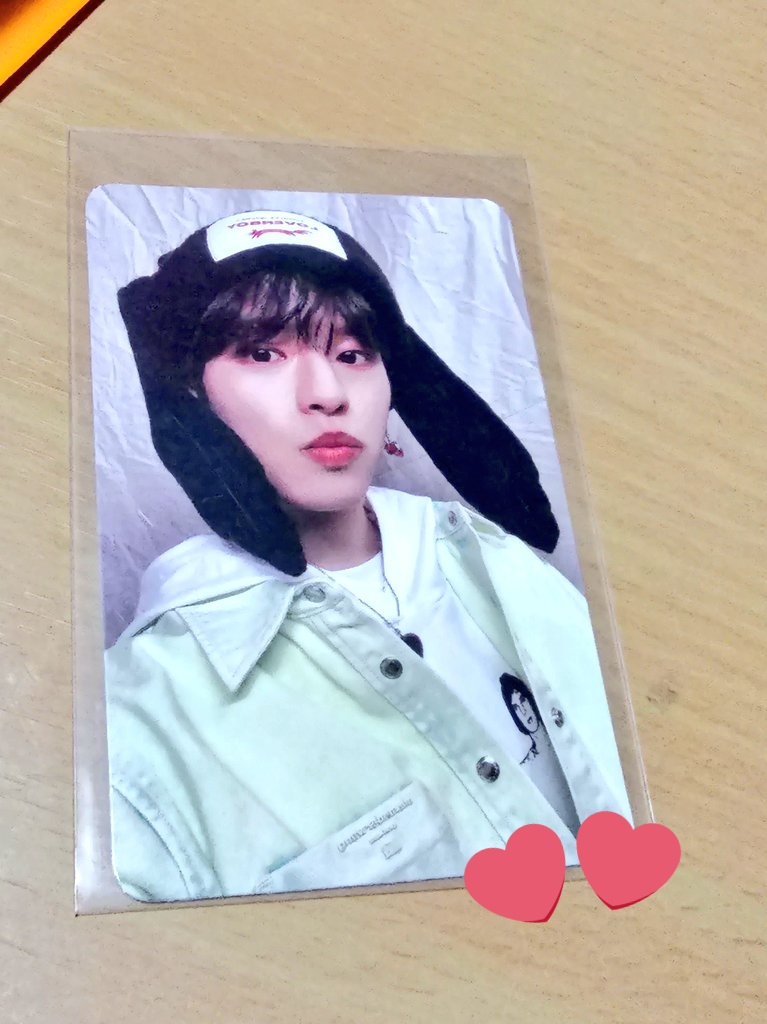 oohhegotme's tweet photo. @babyengenestay @akcabellano Thanks for trading with me! Got seungmin safe and sound. :3
#bse_feedbacks https://t.co/WA6rNENuzg