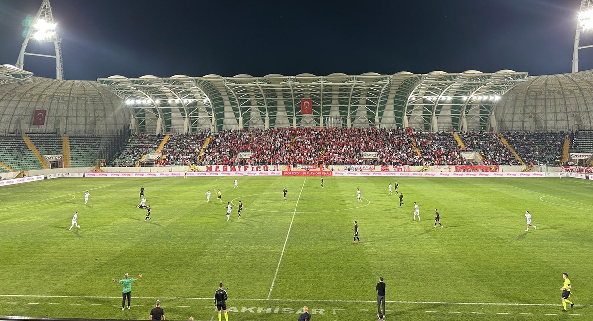 📍Akhisar

Uzun yıllar severek görev yaptığım Bodrumumuzun takımı Bodrumspor’a şampiyonluk yolunda başarılar diliyorum.