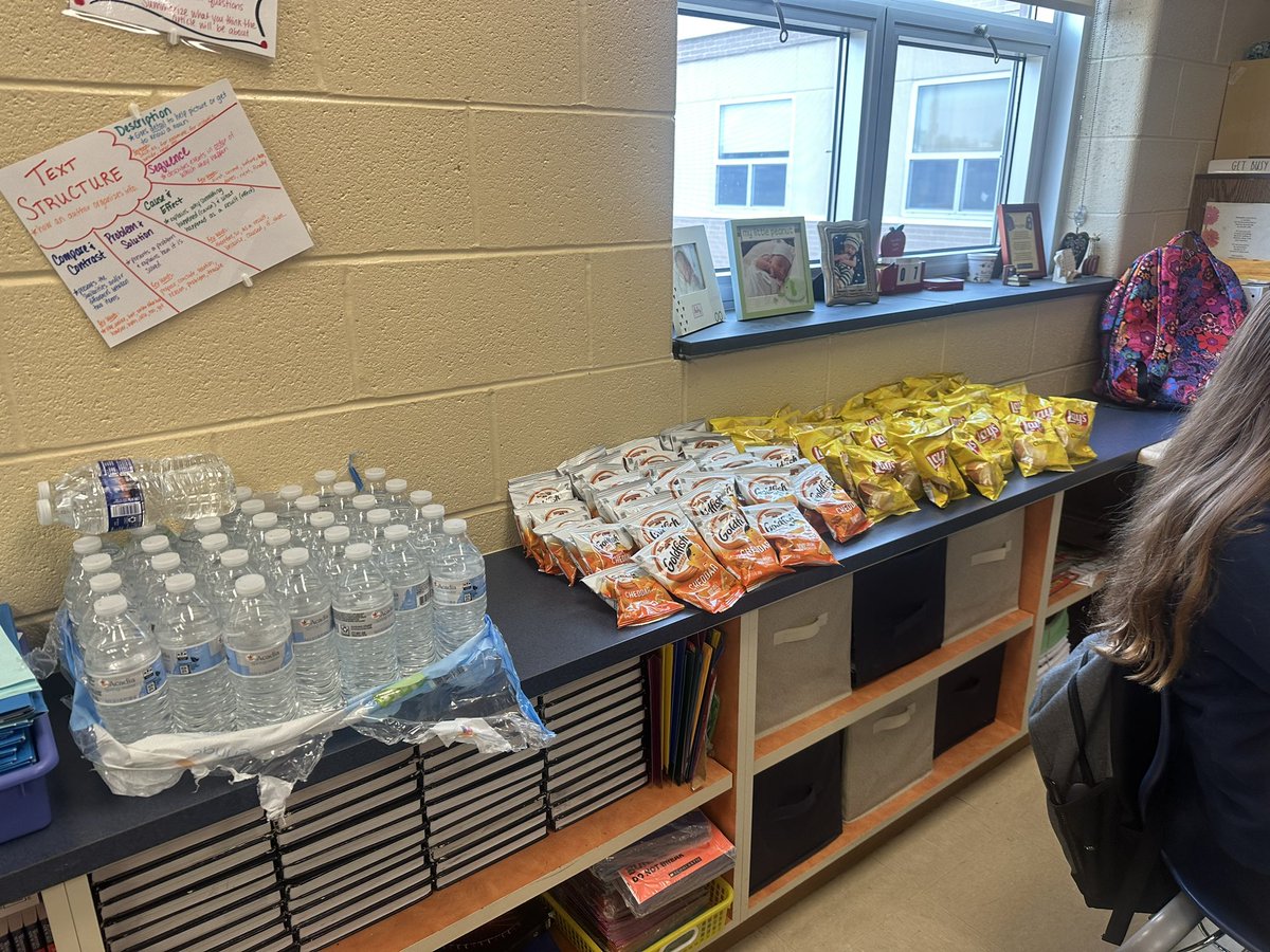 MrsVenturaELA tweet media