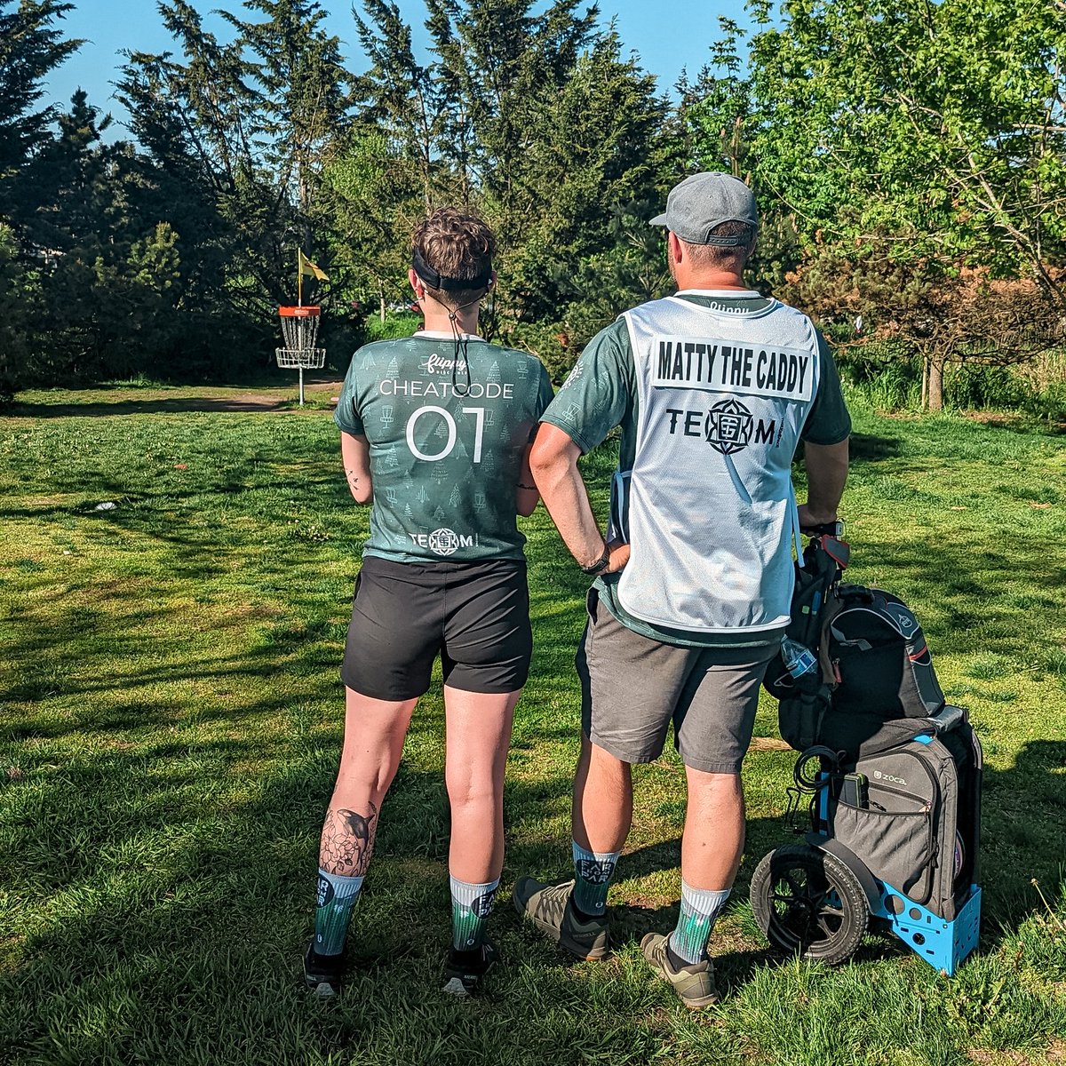 daisey_james's tweet photo. @DiscGolfProTour ❤️ https://t.co/zh3JA9p3xO