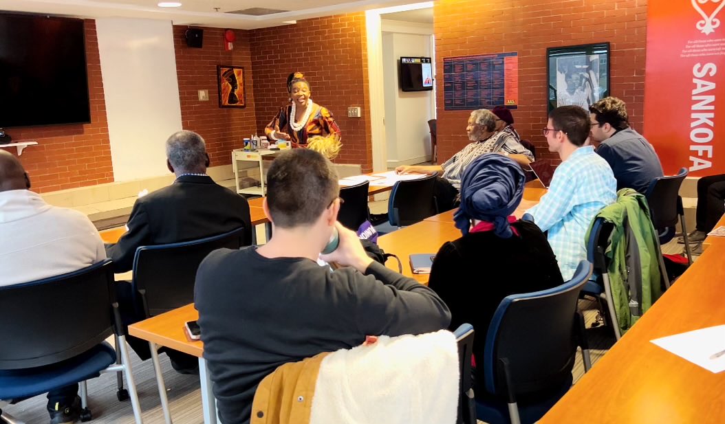 amarachiattamah's tweet photo. Amarachi presenting Igbo/African chant art at an African Initiative meeting, Syracuse University, New York, USA.
#IgboGlobalAmbasador
#ChantPerformance
#LanguageAdvocacy
#CultureCuration
#SoundYourGong https://t.co/9C5JLSRFBW
