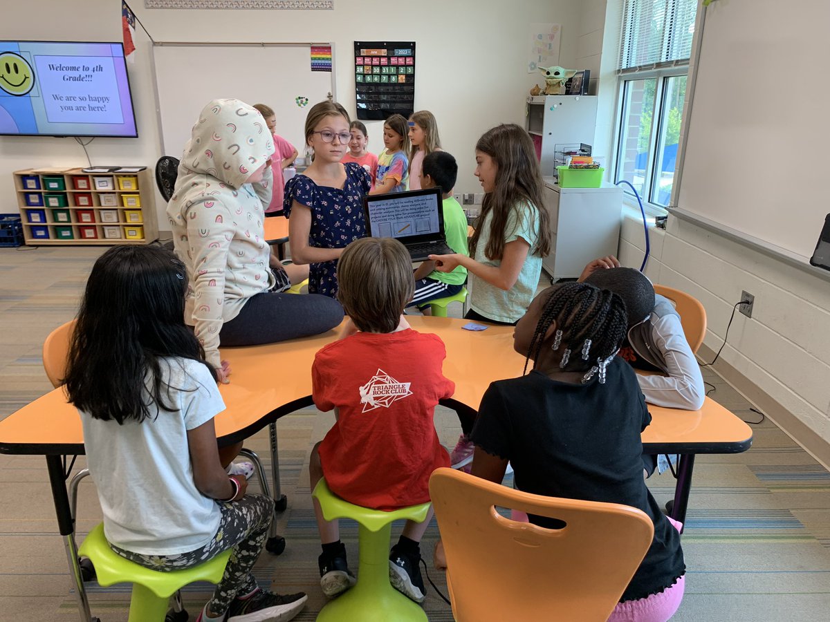 Sara Brooks tweet media