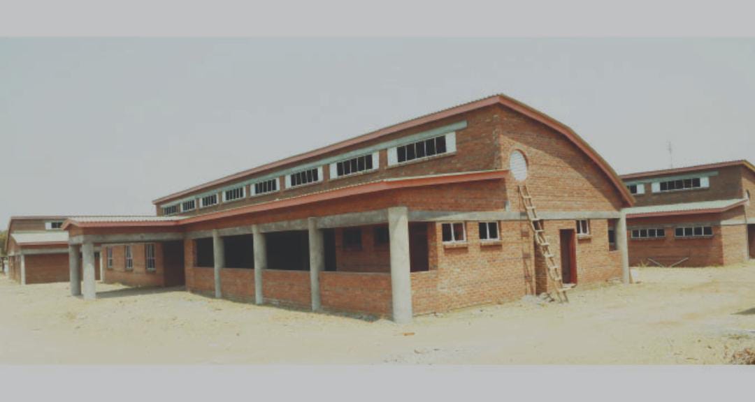 Matebeleland North Province 

The province majors in tourism, mining and cattle production. Using budgetary finance from the fiscus in line with #NDS1, Government has constructed a number of clinics and hospitals to improve access to quality essential health-care services. 
#NDS1