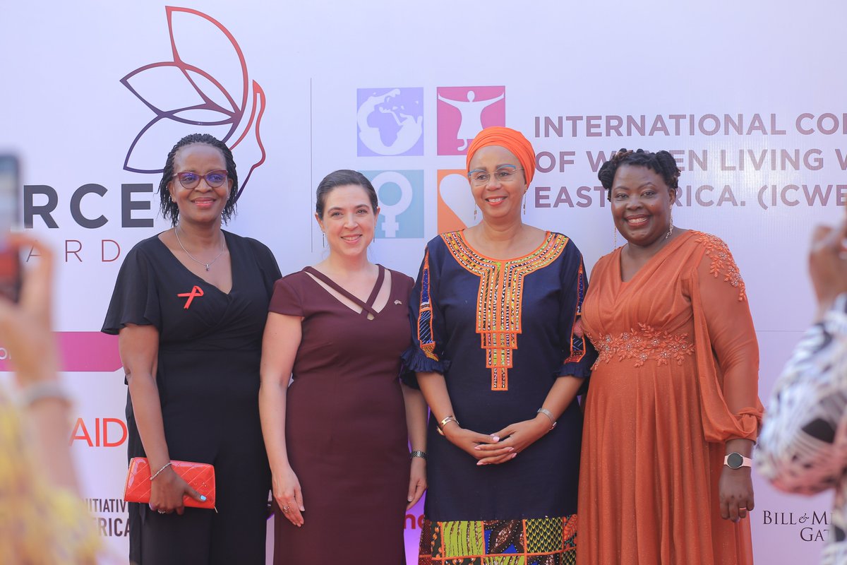 ICWEastAfrica's tweet photo. We are recognizing the role that women play in HIV prevention &amp; treatment while we are encouraging young women to take on leadership roles.

Cc: @unwomenuganda @ViiVHC @UNAIDS_UG  @HIVpxresearch @GlobalFund @PEPFAR @lmworeko  @RobertCarrFund @awdf01 @Aidsfonds

#FIERCEAwards https://t.co/iGOjrfnzE3