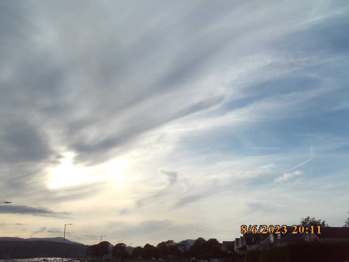 #Chemtrails #clouds I'm in #Helensburgh: