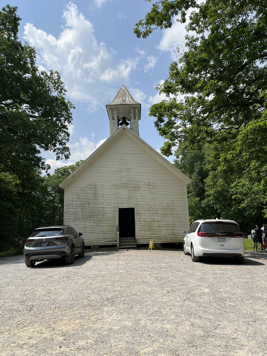 Today is the last day of STEAM in the Park at the Great Smoky Mountains! I can not express how much this experience has renewed my soul! visiting Cades Cove and the Primitive Baptist Church was the highlight! #STEAMinthePark