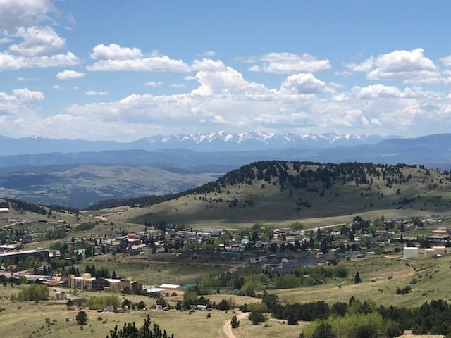 AdProResults's tweet photo. We take brands to new heights! Our team is feeling very lucky to enjoy these beautiful views of the Sangre de Cristo Mountains while also spending time with our fabulous clients, @triplecrown. https://t.co/26IwdAx0IL