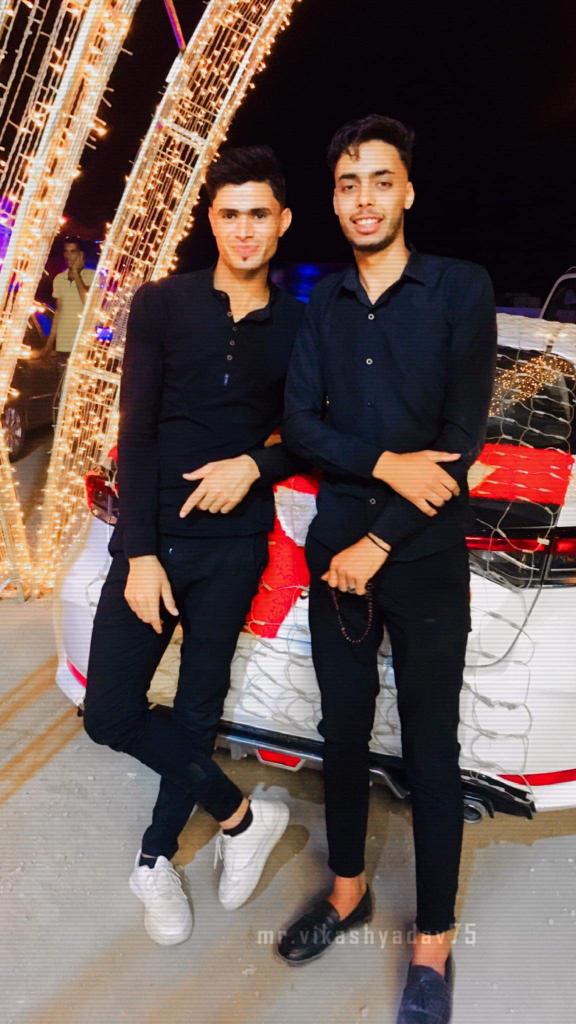 مش عارف اجبهالكو ازاي 😅
بس دا ابن العم ❤❤😂